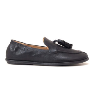 INUOVO Classic Leather Tassel Loafer